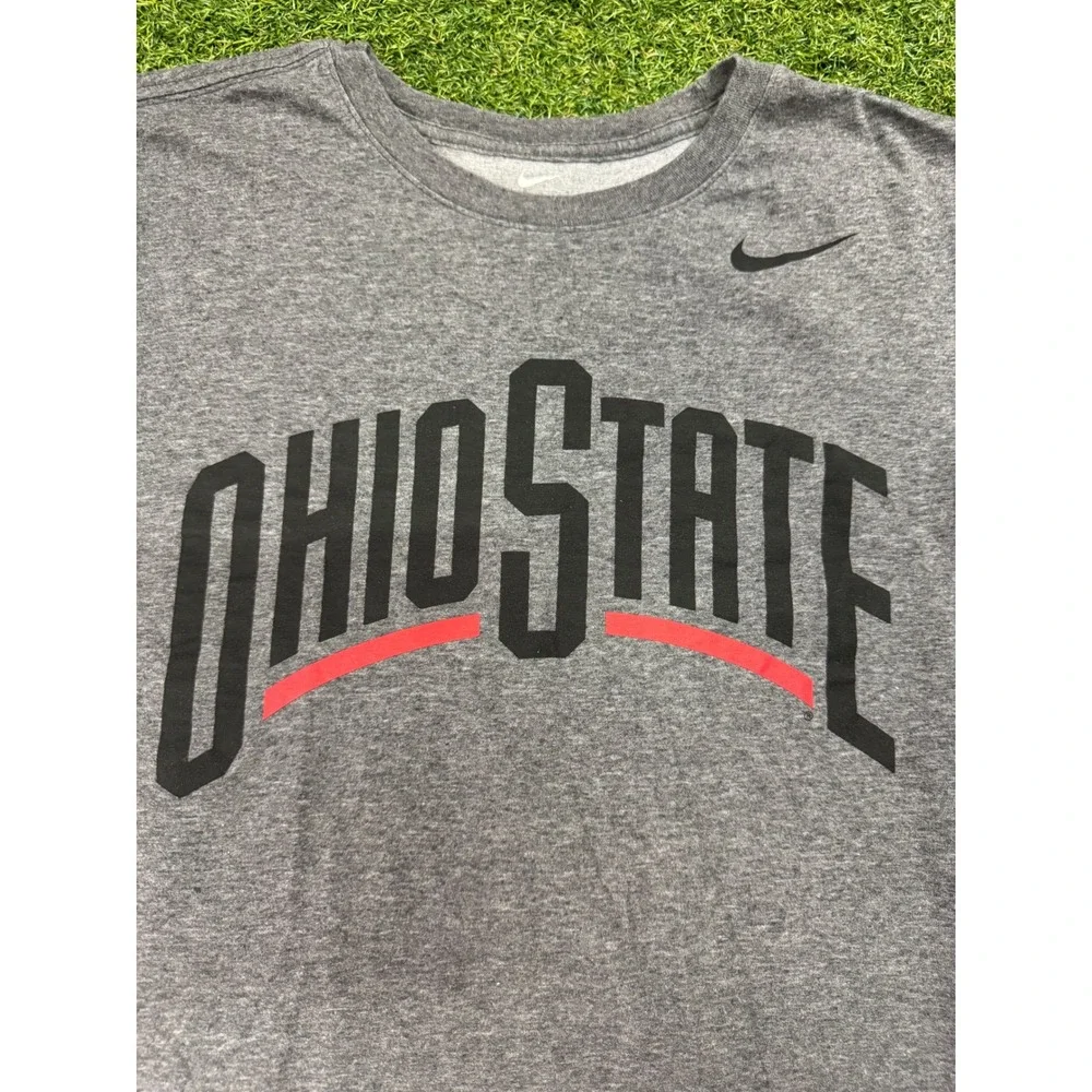 Nike‎ Dri-FIT Ohio State Buckeyes Gray Athletic T-Shirt Mens Small NCAA Fan Gear